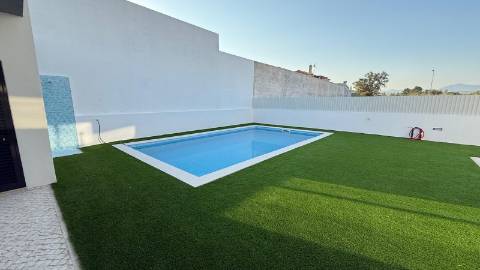 Moradia de Luxo a Estrear!