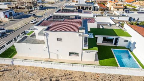 Moradia de Luxo a Estrear!