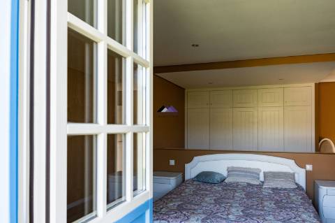 Moradia V2 com 2 Suites e Estacionamento