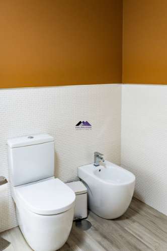 Moradia V2 com 2 Suites e Estacionamento