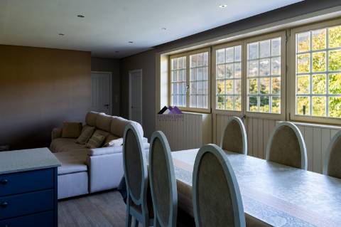 Moradia V2 com 2 Suites e Estacionamento