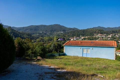 Moradia V2 com 2 Suites e Estacionamento