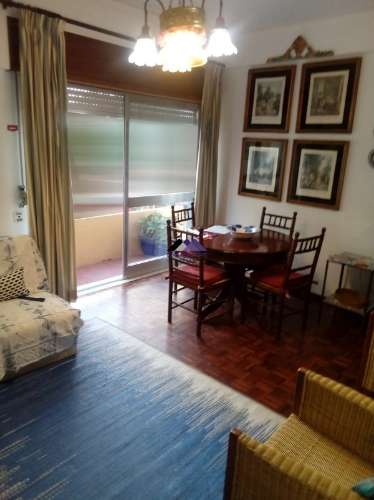 Apartamento T2 no Centro de Monte Gordo