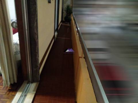 Apartamento T2 no Centro de Monte Gordo