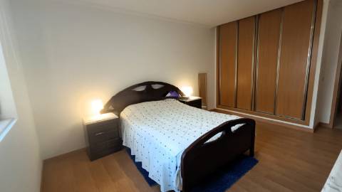 Apartamento T2 c/ Arrecadação