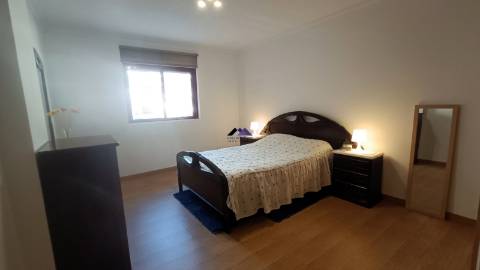 Apartamento T2 c/ Arrecadação