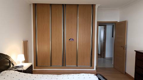 Apartamento T2 c/ Arrecadação