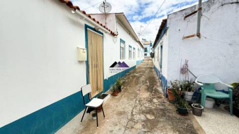 Moradia V3+1 a 600m da Praia