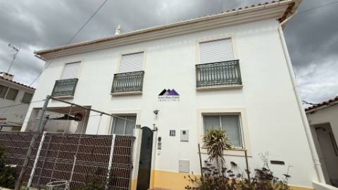 Moradia V3+1 a 600m da Praia