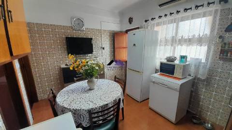 Apartamento T4 Mobilado e Equipado