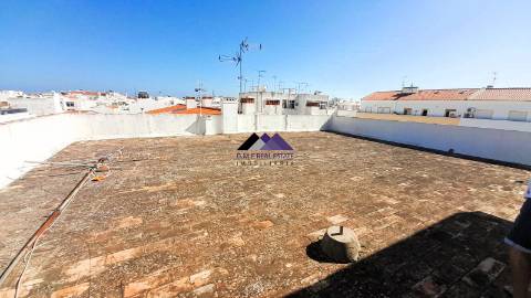 Apartamento T4 Mobilado e Equipado