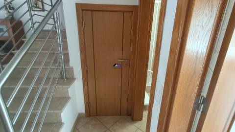 Moradia em Condomínio Privado com Piscina