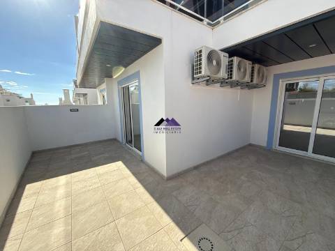 Apartamento T0+1 com Garagem e Acesso Direto à Praia - Manta Rota