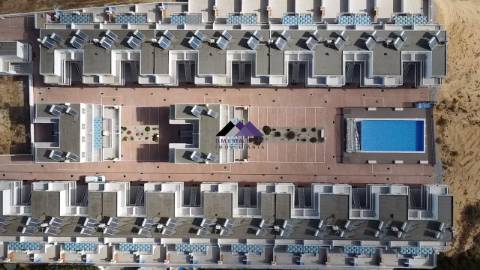 Apartamento T0+1 com Garagem e Acesso Direto à Praia - Manta Rota