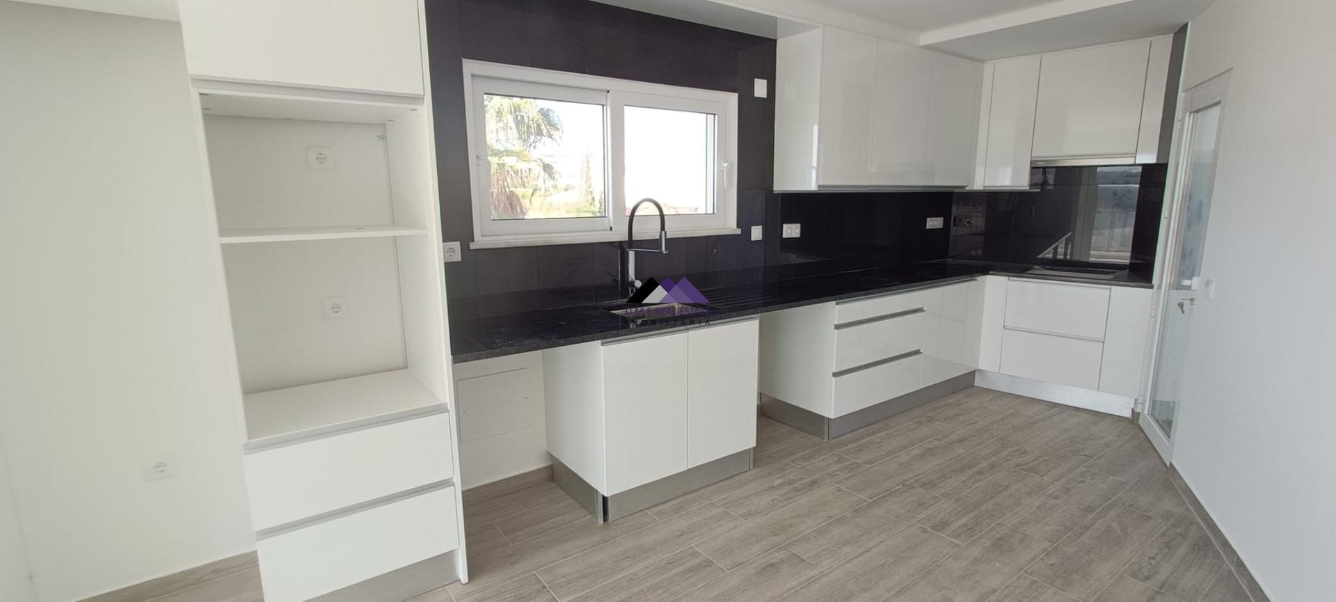 Apartamento T2+1 em construção na Urb. Casas da Alcaria - Altura
