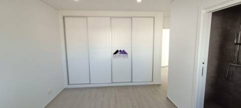 Apartamento T2+1 em construção na Urb. Casas da Alcaria - Altura