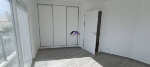 Apartamento T2+1 em construção na Urb. Casas da Alcaria - Altura