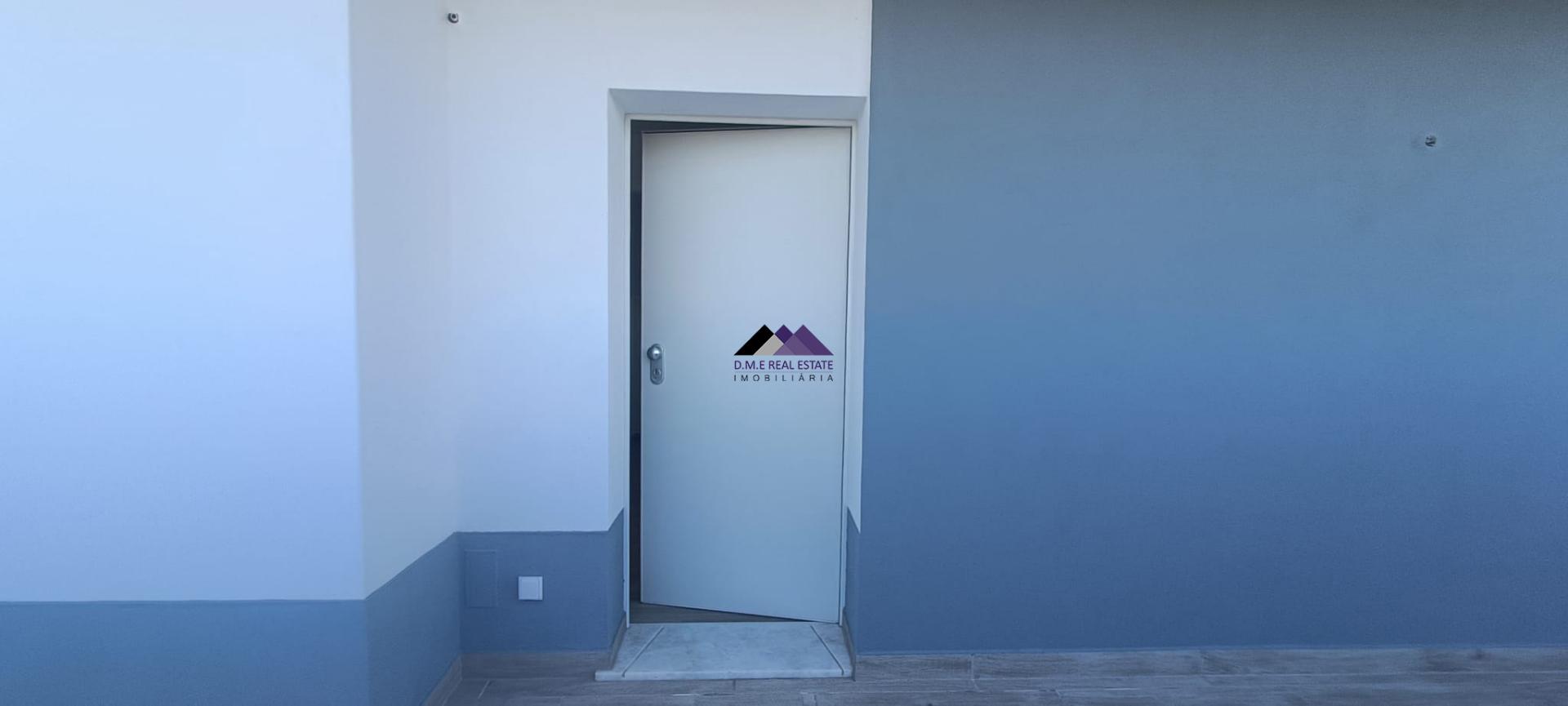 Moradia de Luxo T4 Nova a estrear em Altura