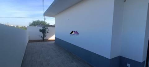 Moradia de Luxo T4 Nova a estrear em Altura