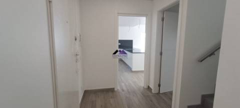 Moradia de Luxo T4 Nova a estrear em Altura