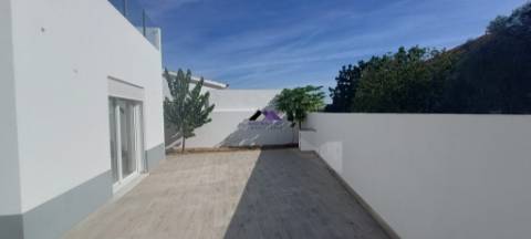 Moradia de Luxo T4 Nova a estrear em Altura