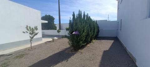 Moradia de Luxo T4 Nova a estrear em Altura