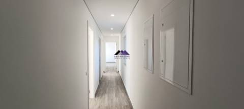 Moradia de Luxo T4 Nova a estrear em Altura