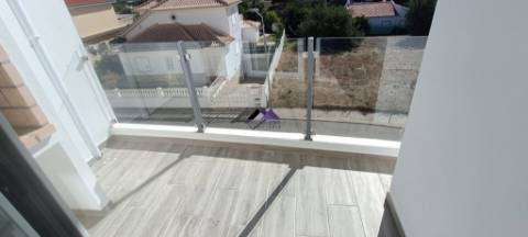 Apartamento Duplex T1+2 em construção na Urb. Casas da Alcaria - Altura