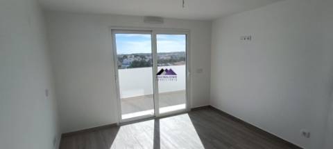 Apartamento Duplex T1+2 em construção na Urb. Casas da Alcaria - Altura