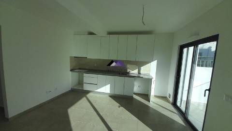 Apartamento T1+1 Novo a 200m da Praia de Monte Gordo
