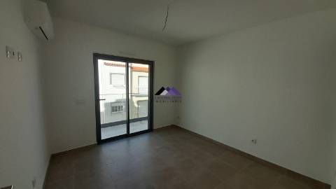 Apartamento T1+1 Novo a 200m da Praia de Monte Gordo