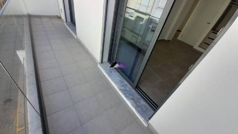 Apartamento T1+1 Novo a 200m da Praia de Monte Gordo