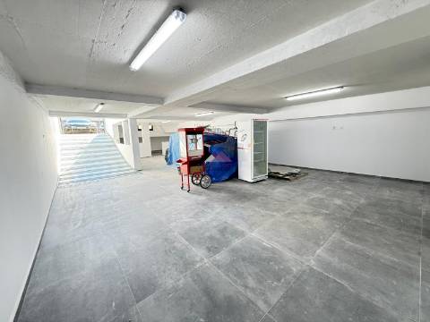 Moradia V3 com Garagem e Piscina a Estrear