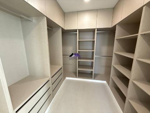 Moradia V3 com Garagem e Piscina a Estrear