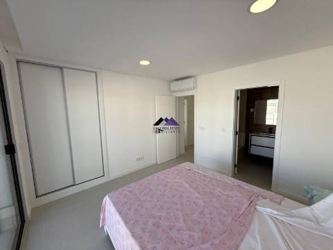 Moradia V3 com Garagem e Piscina a Estrear