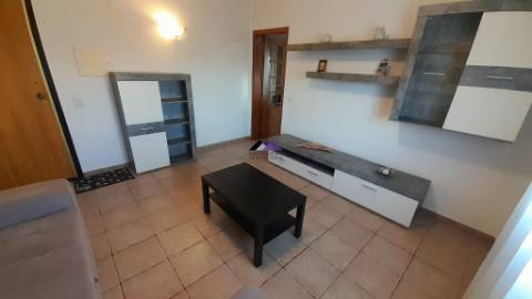 Apartamento T1 na Urbanização das Amendoeiras