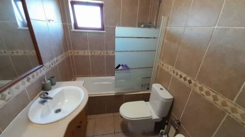 Apartamento T1 na Urbanização das Amendoeiras