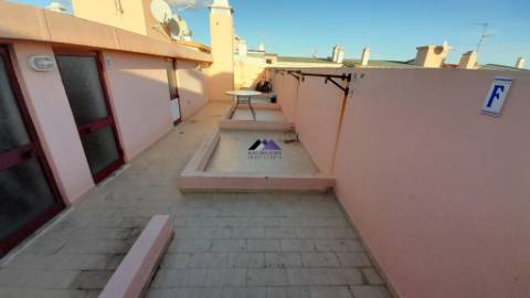 Apartamento T1 na Urbanização das Amendoeiras