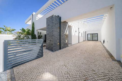 Moradia de Luxo T2+2 | Turquesa Residence