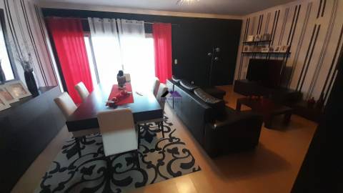 Apartamento T3 na Urbanização Rias Parque