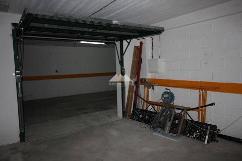 Garagem no Loteamento Guadiana Foz