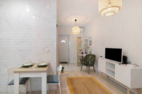 Casa Térrea Remodelada T1