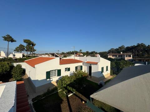 Moradia T3 isolada c/anexo - Aroeira