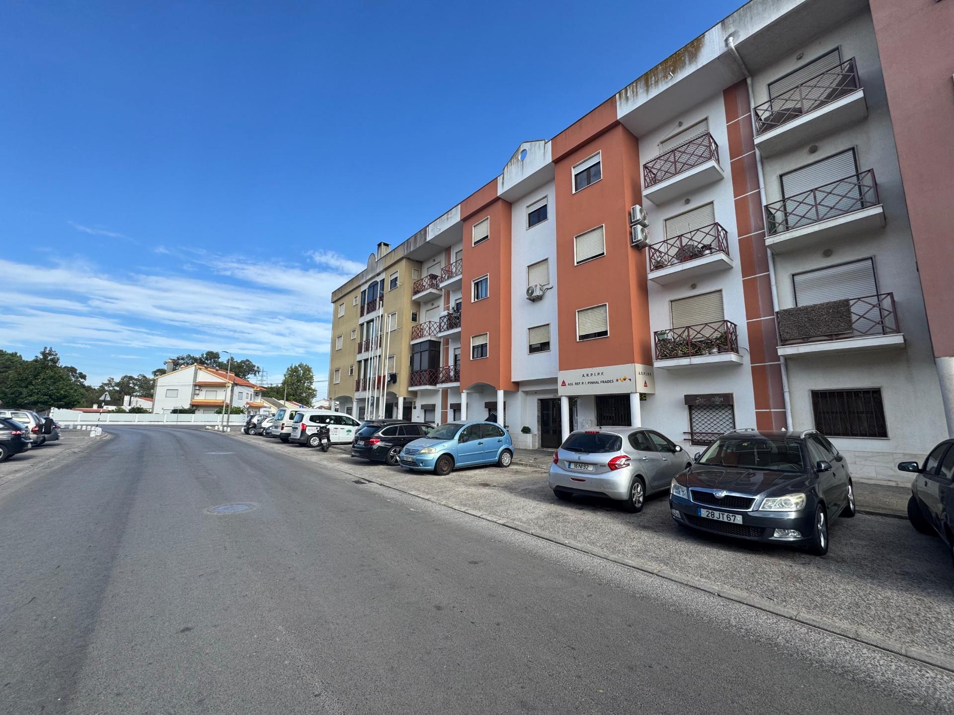 Apartamento T3 - Pinhal de Frades