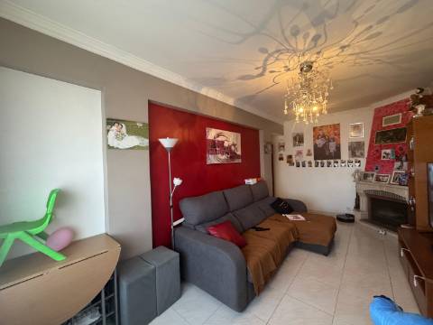 Apartamento T3 Pinhal de Frades