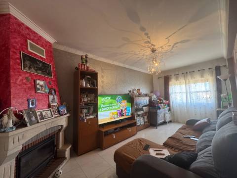 Apartamento T3 Pinhal de Frades