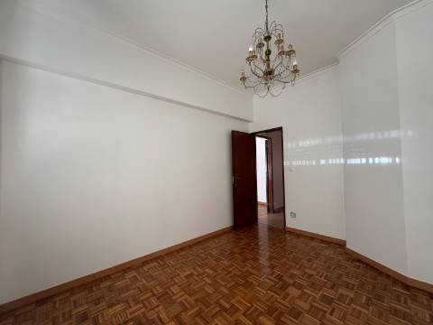 Apartamento T3 Cruz de Pau