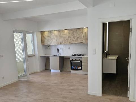 Apartamento T2 Almada