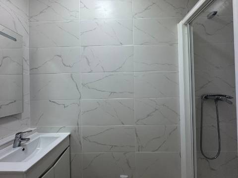 Apartamento T4 Remodelado Almada
