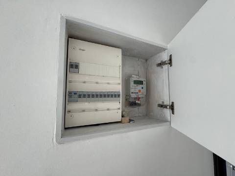 Apartamento T4 Remodelado Almada